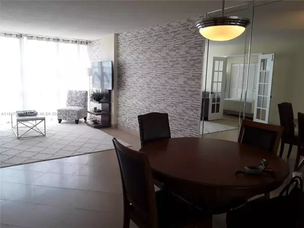 Hallandale Beach, FL 33009,2017 S Ocean Dr #704