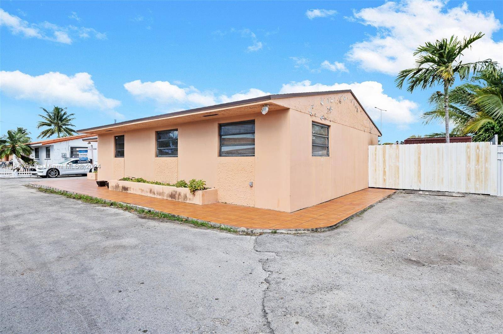 Miami, FL 33125,1307 NW 36th Ave