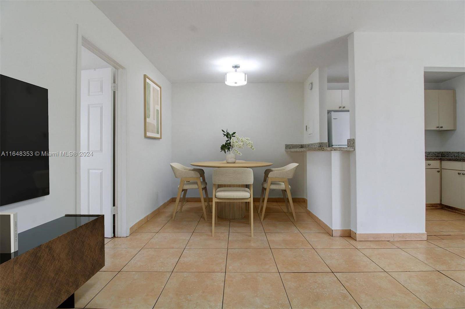 Miami, FL 33165,9375 SW 40th Ter #111