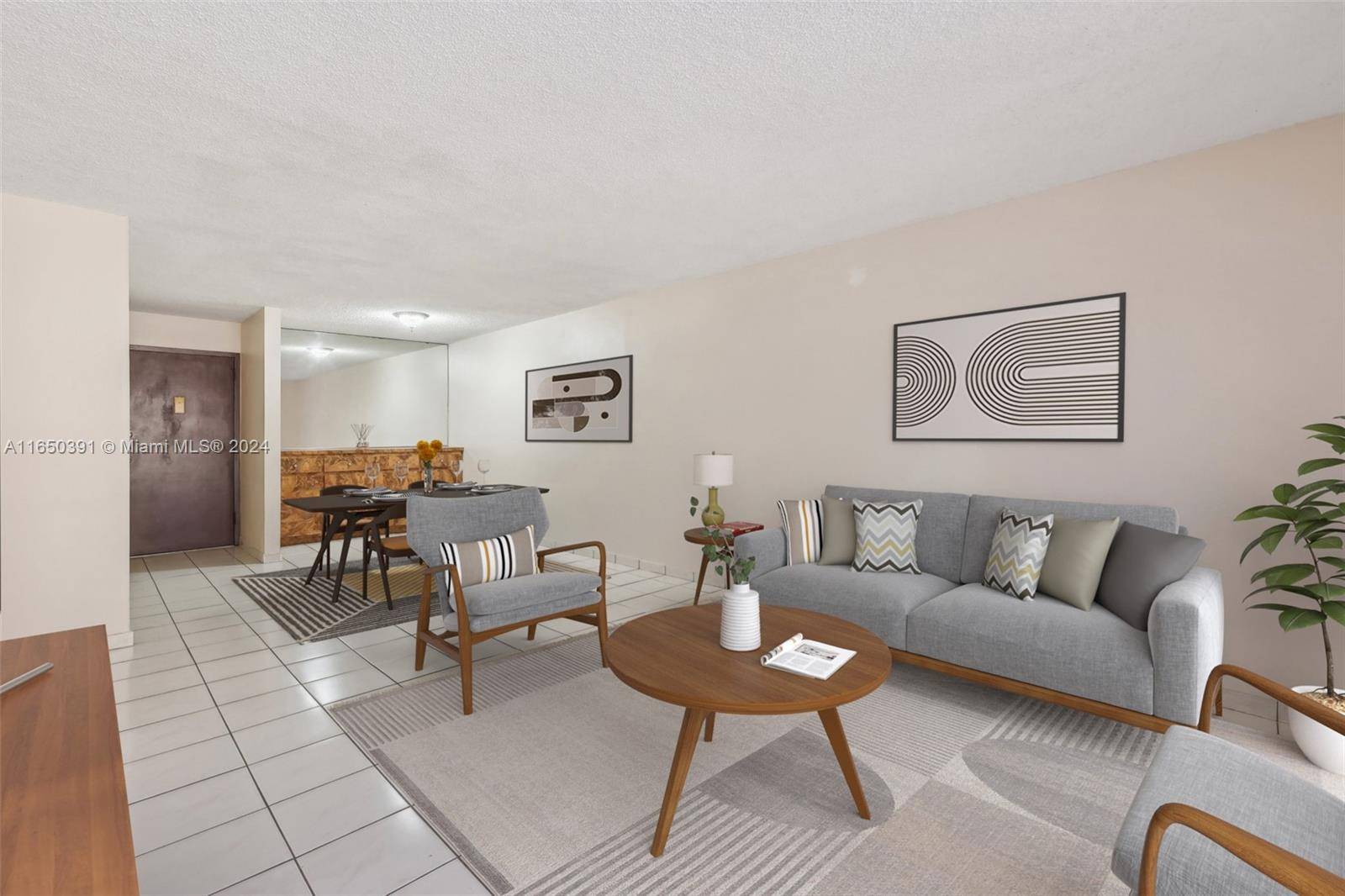 Miami, FL 33172,9678 Fontainebleau Blvd #209