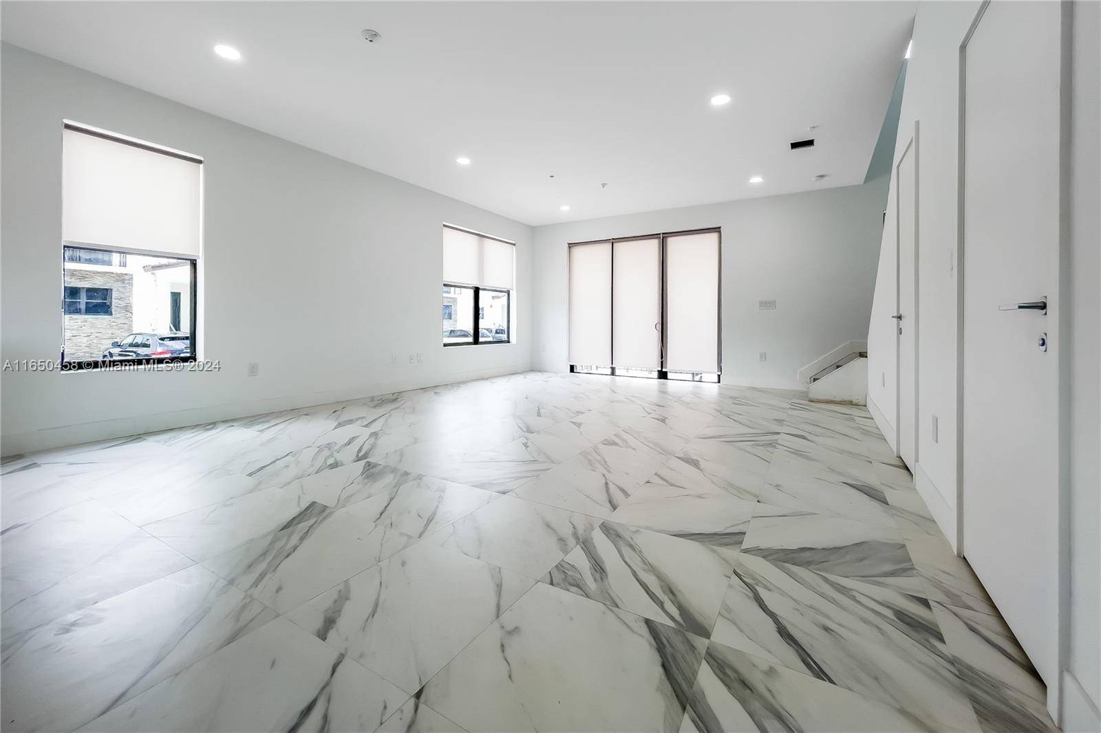Miramar, FL 33023,6155 SW 36th Ct #26