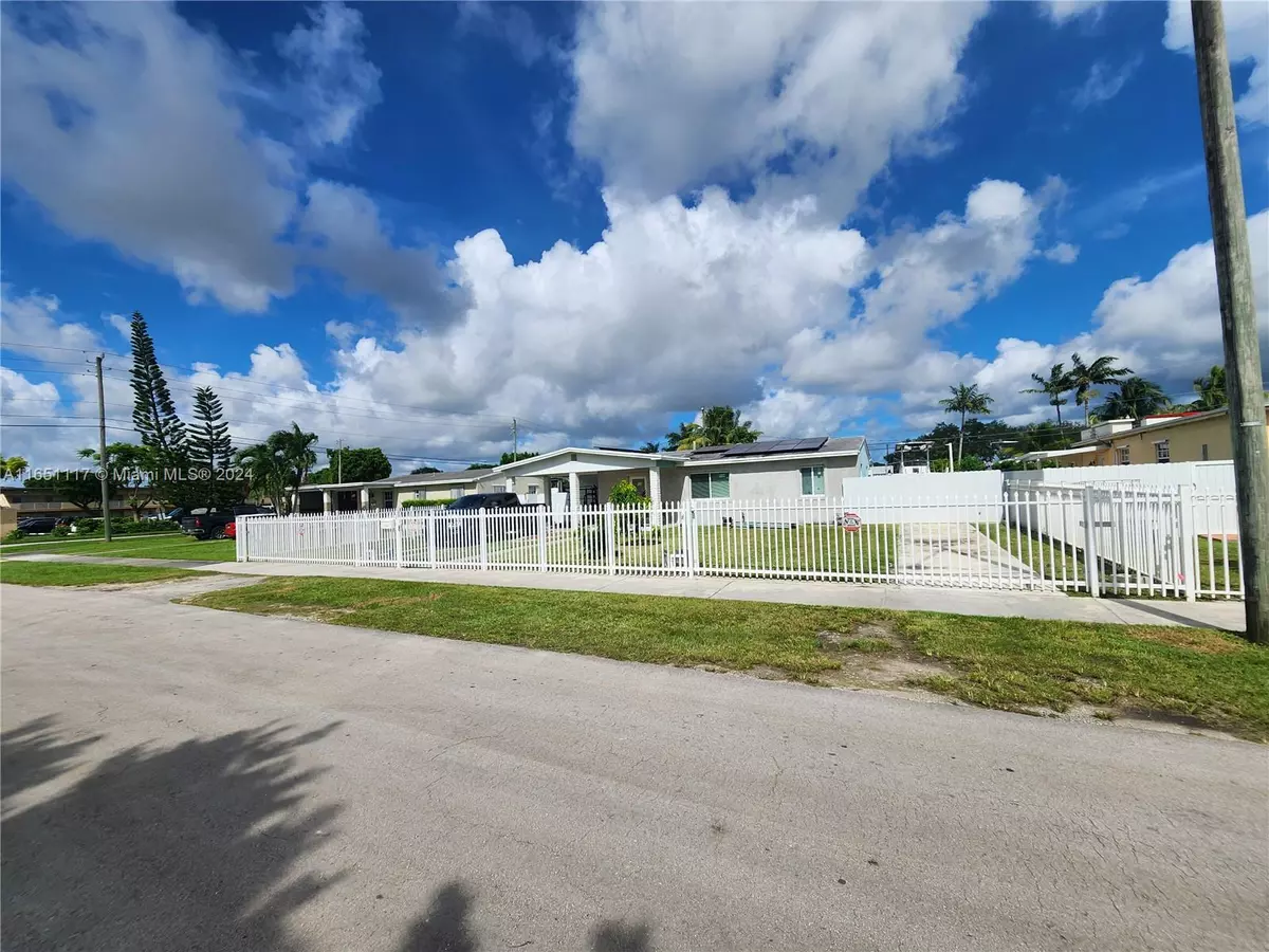 Homestead, FL 33033,1025 NE 13th Ave
