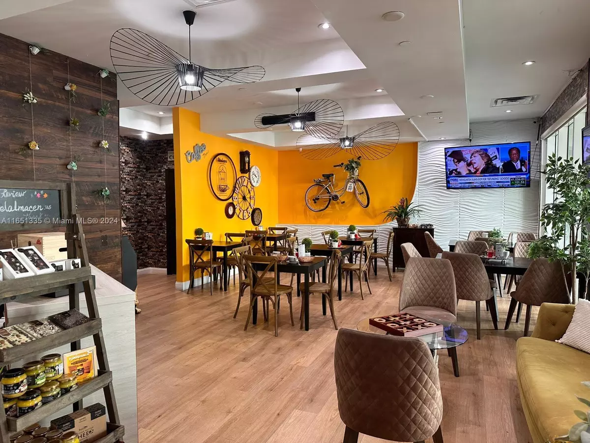 Boca Raton, FL 33432,110 Plaza Real S Ste 112