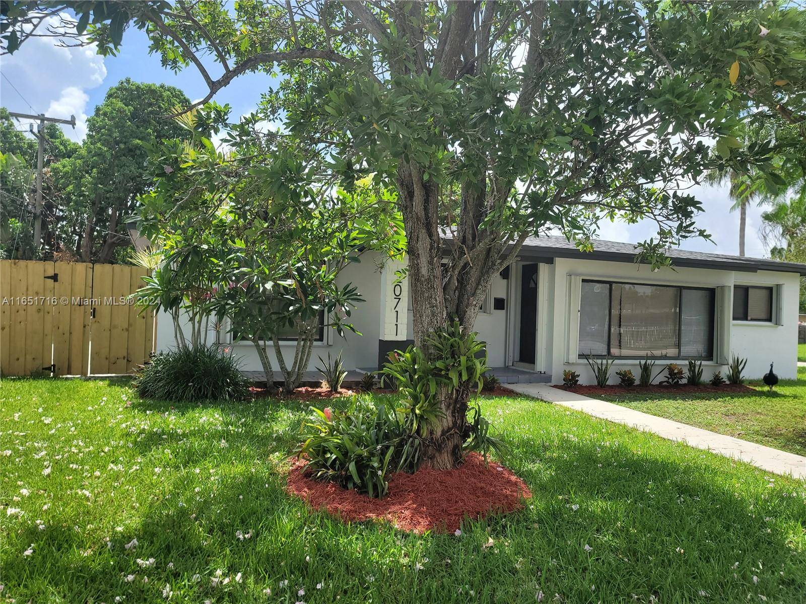 Cutler Bay, FL 33189,20711 Eagle Nest Rd