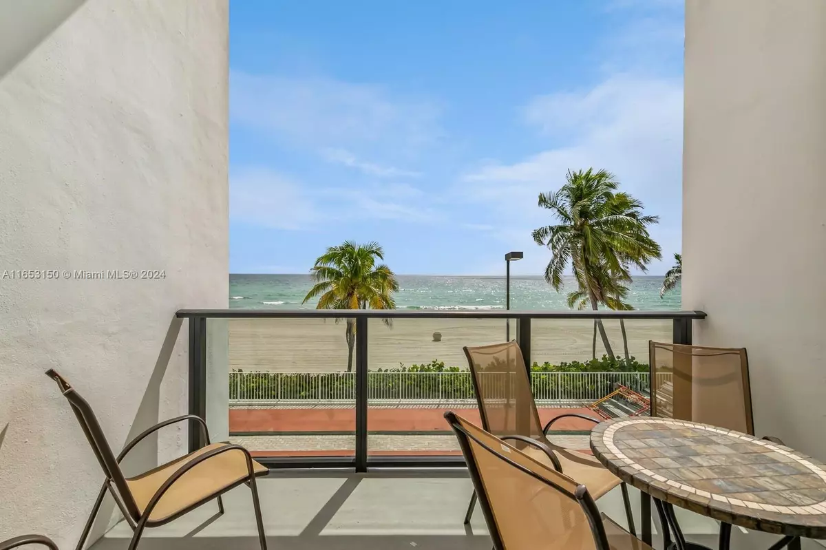 Hollywood, FL 33019,2301 S Ocean Dr #301