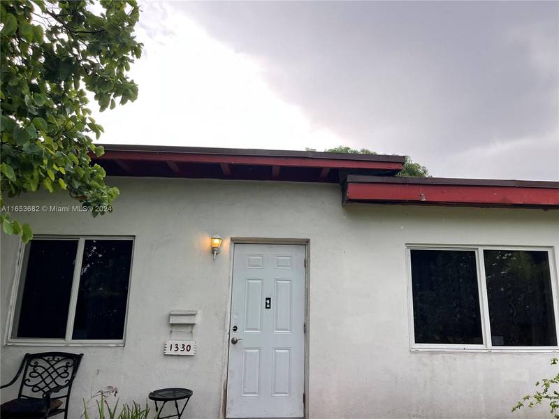 1330 NW 122nd St, North Miami, FL 33167