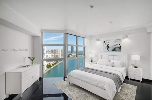 Aventura, FL 33180,3370 Hidden Bay Dr #2708