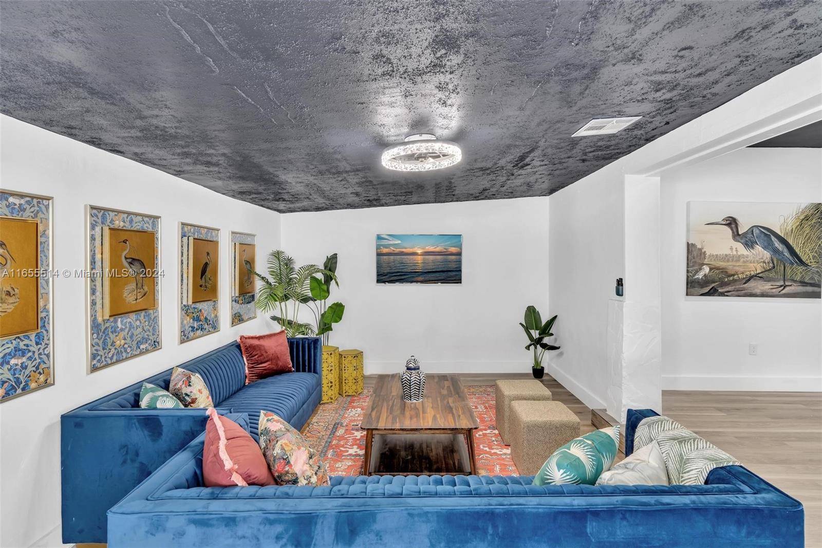 North Miami Beach, FL 33162,16921 NE 7th Ct