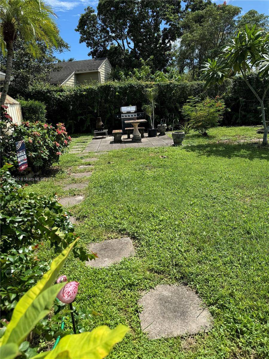 Boynton Beach, FL 33472,5595 Pebble Brook Ln