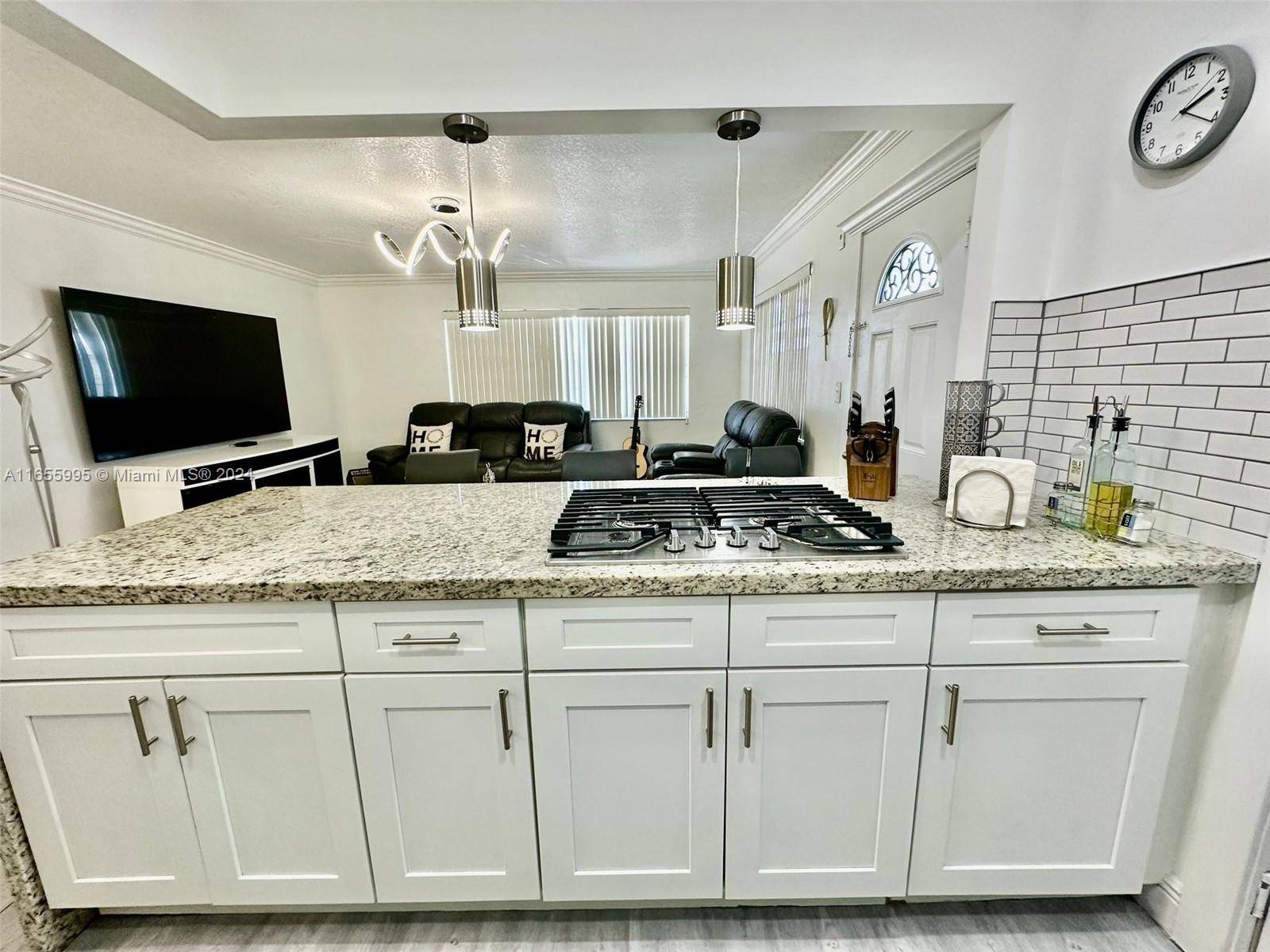 Miami Gardens, FL 33169,101 NW 204th St #18X
