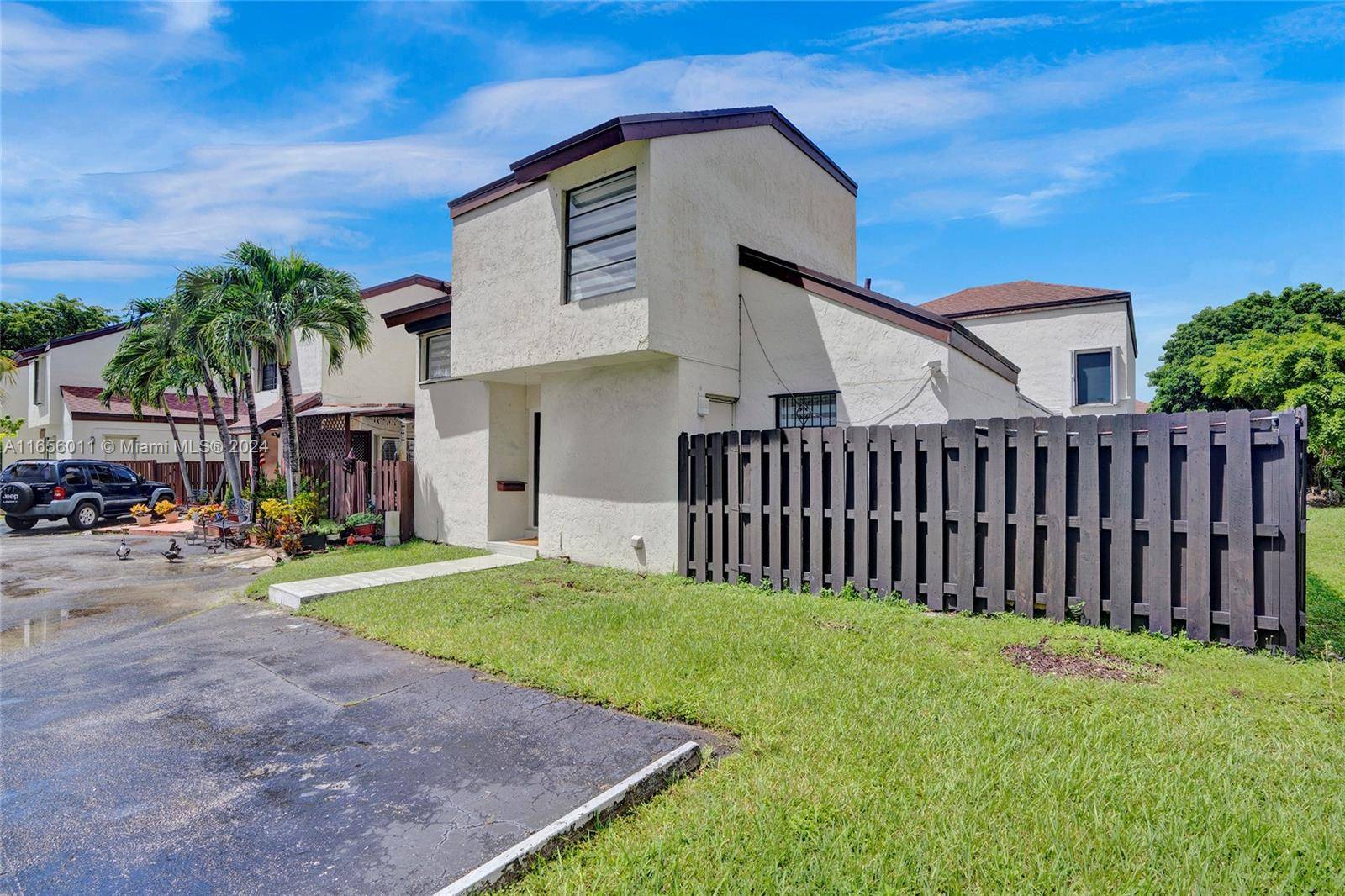 Miami, FL 33172,9751 NW 6th Ln #9751