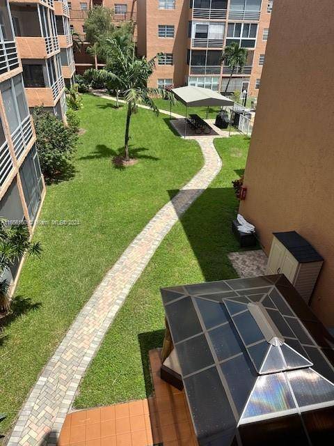 Sunrise, FL 33322,3048 E Sunrise Lakes Dr #314