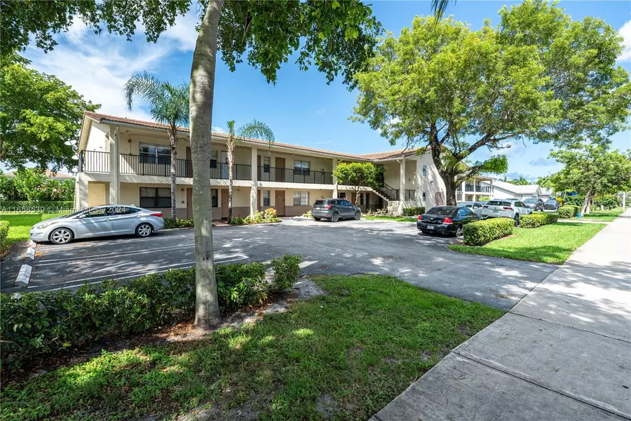 8705 NW 38th Dr #3A, Coral Springs, FL 33065