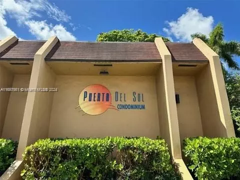 Miami, FL 33176,9972 SW 88th St #1104
