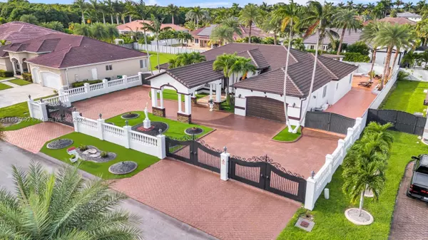 Miami, FL 33177,13137 SW 190th St