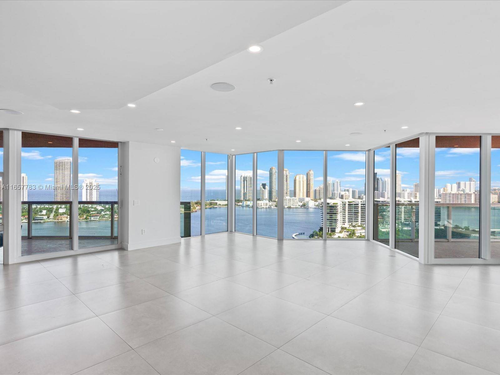 Aventura, FL 33180,3370 Hidden Bay Dr #2900