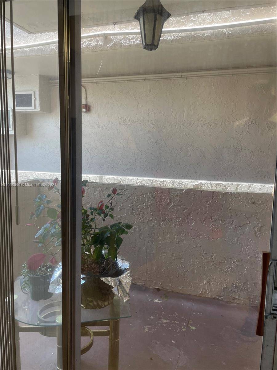 Miami, FL 33176,10661 SW 108th Ave #3F