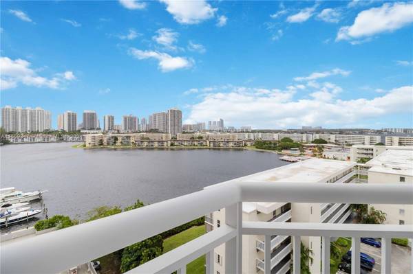 18041 Biscayne Blvd #1003,  Aventura,  FL 33160