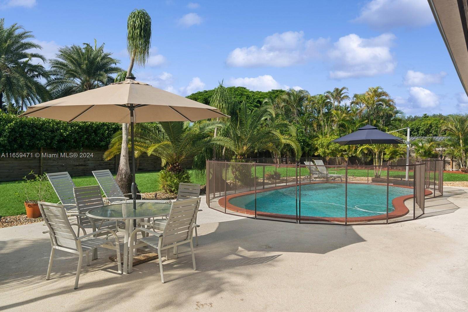 Miami, FL 33176,9744 SW 126th Ter