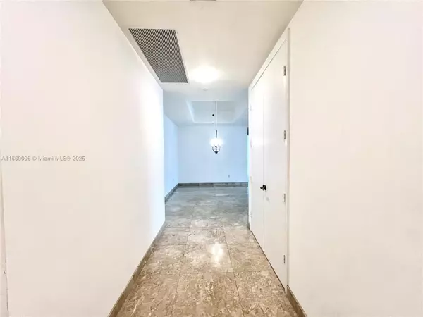 Sunny Isles Beach, FL 33160,16001 COLLINS AVE #2505