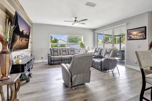 Pembroke Pines, FL 33029,18040 SW 11th Ct