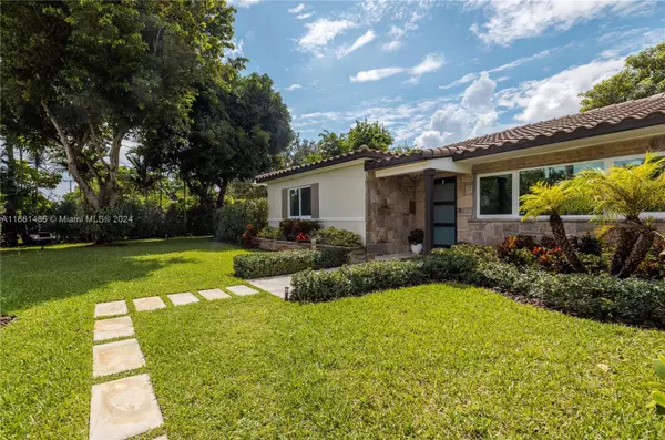 Biscayne Park, FL 33161,902 NE 111th St