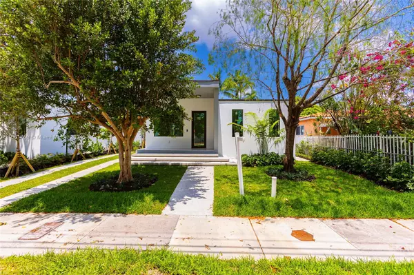 Miami, FL 33134,170 SW 38th Ct