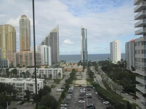 Sunny Isles Beach, FL 33160,231 174th St #1618