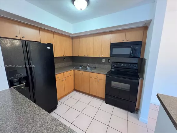 Hialeah, FL 33015,19085 NW 62nd Ave #108