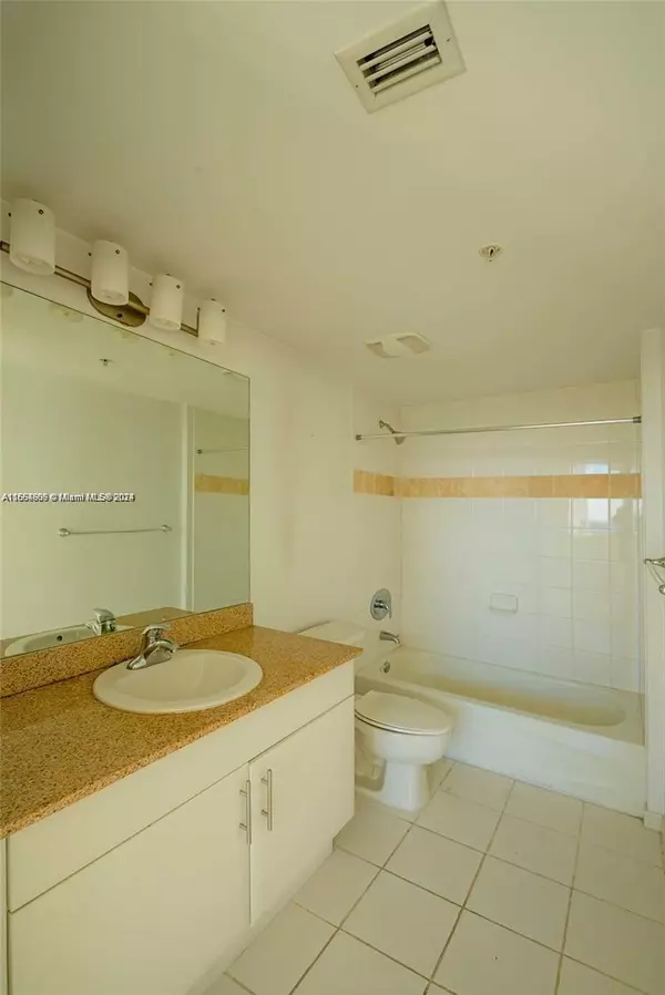 Miami, FL 33125,1861 NW S River Dr #1404
