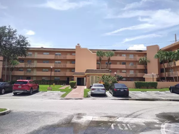 Sunrise, FL 33351,3110 N Pine Island Rd #210