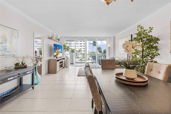 5601 Collins Ave #417,  Miami Beach,  FL 33140