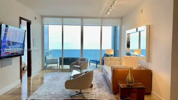 Sunny Isles Beach, FL 33160,18101 Collins Ave #1807