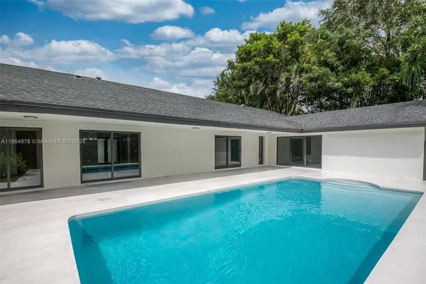Palmetto Bay, FL 33157,7624 SW 178th Ter