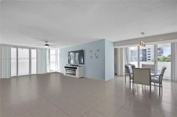 Pompano Beach, FL 33062,1360 S Ocean Blvd #304