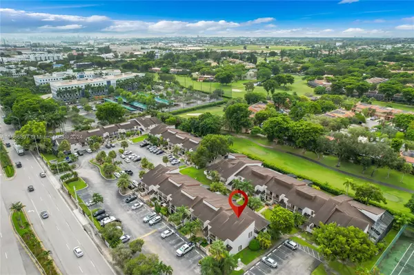 Doral, FL 33178,10016 NW 41st St #33