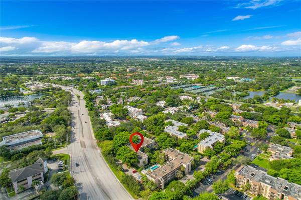 469 N Pine Island Rd #B202, Plantation, FL 33324