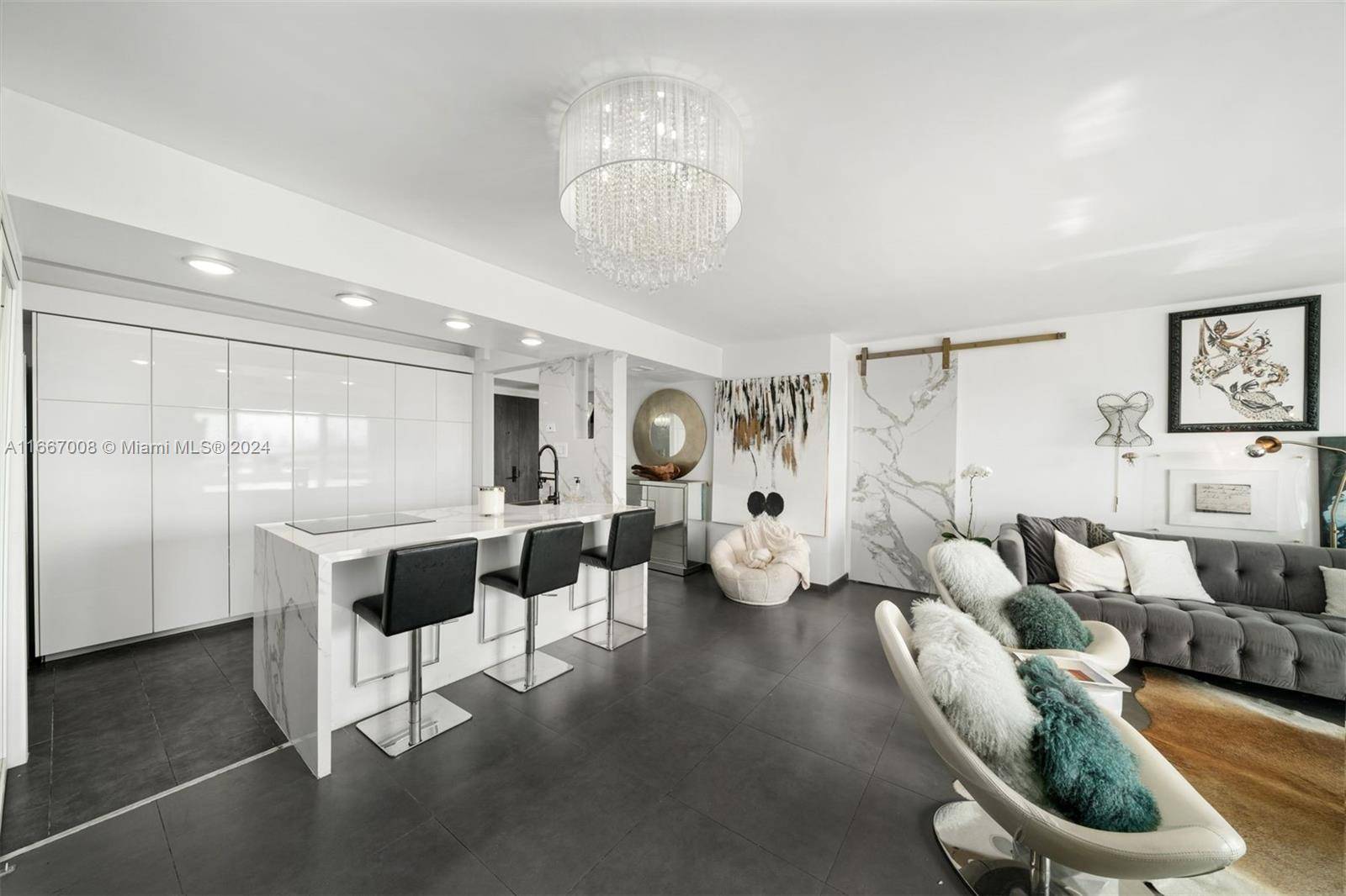 Miami Beach, FL 33140,3411 Indian Creek Dr #1103
