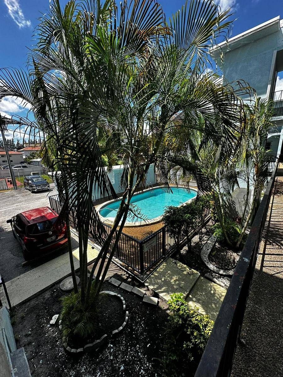 380 E 35th St #2107,  Hialeah,  FL 33013