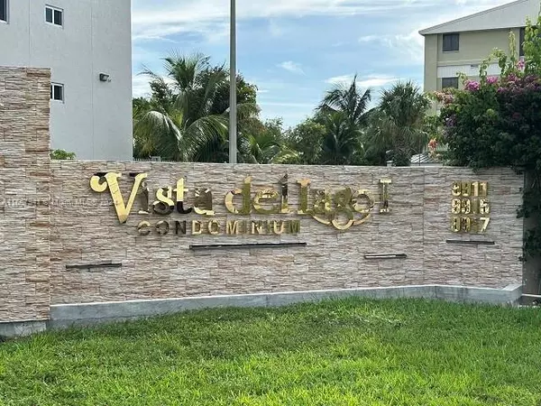 9911 W Okeechobee Rd #1-307, Hialeah Gardens, FL 33016