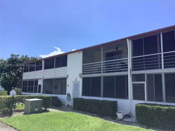 60 Windsor C #60, West Palm Beach, FL 33417