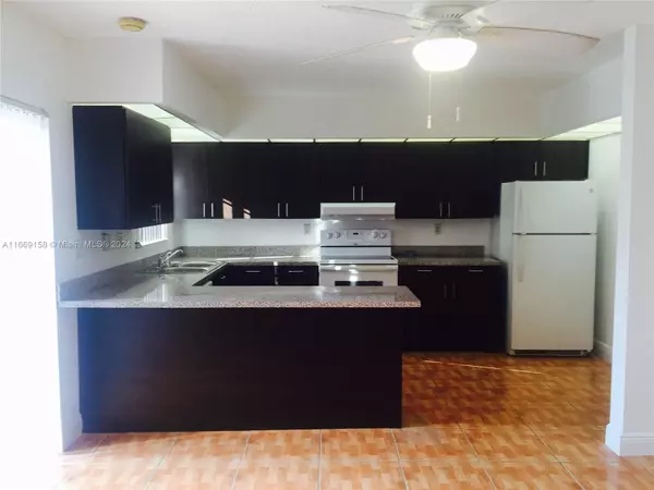 North Lauderdale, FL 33068,8205 SW 23rd Ct #21A