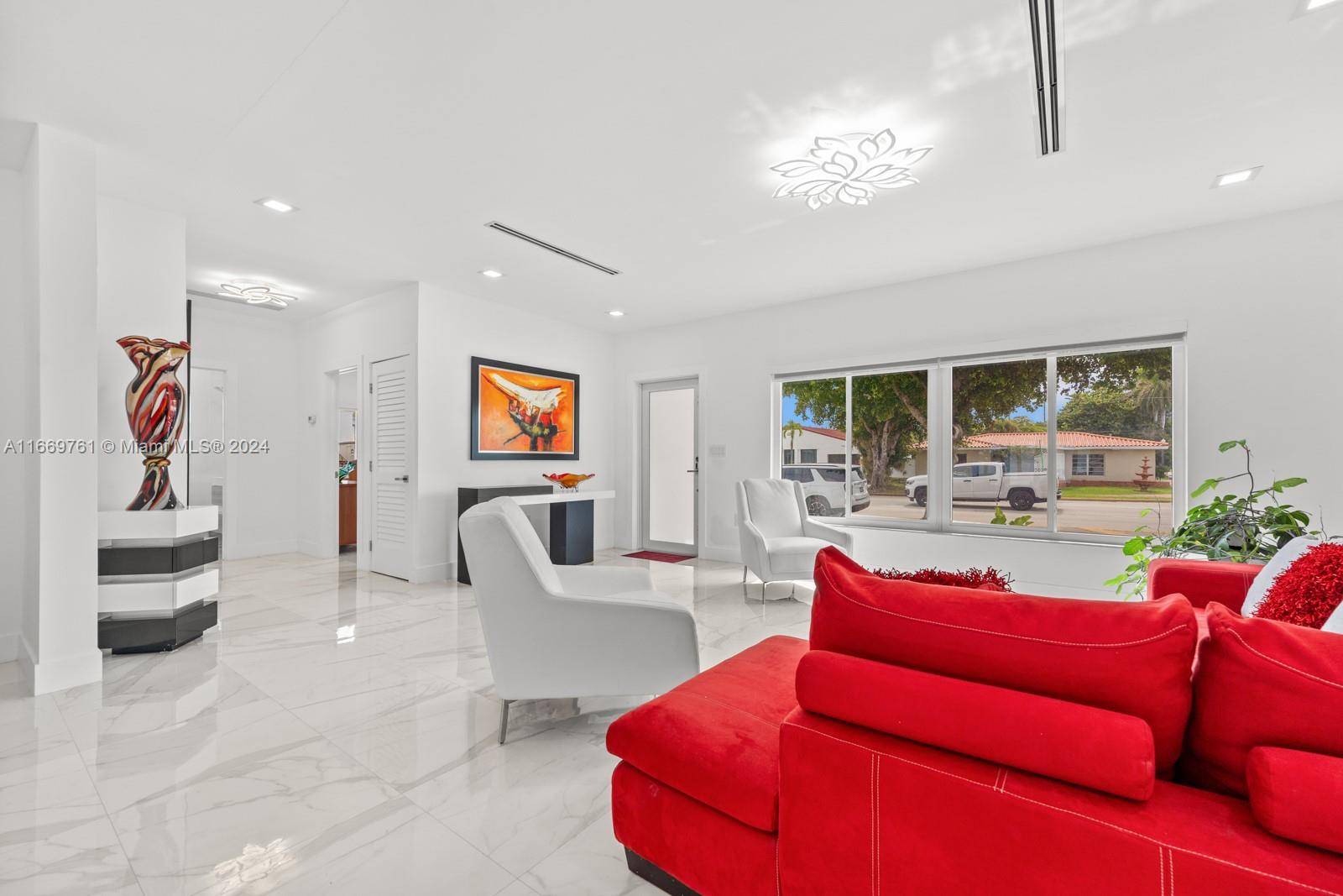 Miami Beach, FL 33141,1445 71st St