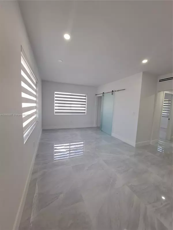 Miami Beach, FL 33141,665 83rd St #59