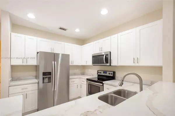 2934 NW 33rd Way,  Lauderdale Lakes,  FL 33311