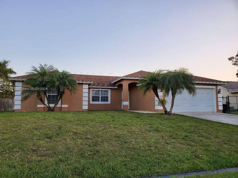 1010 SW Mataro Ave, Port St. Lucie, FL 34953