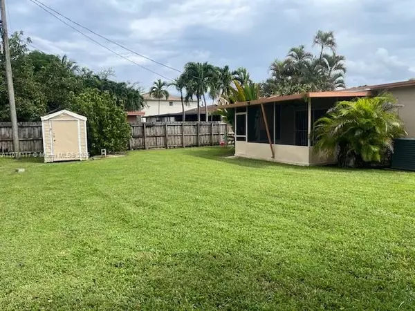 Miami, FL 33157,10045 SW 171st St