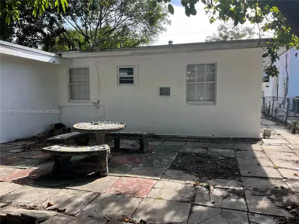 Miami, FL 33127,241 NW 32nd St