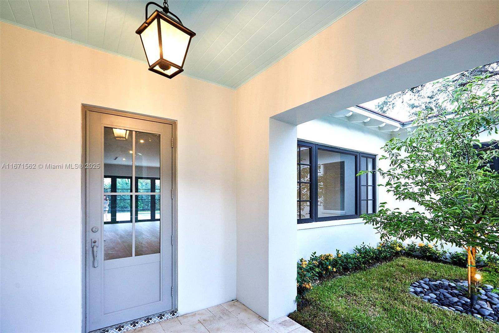 Coral Gables, FL 33134,2015 Country Club Prado