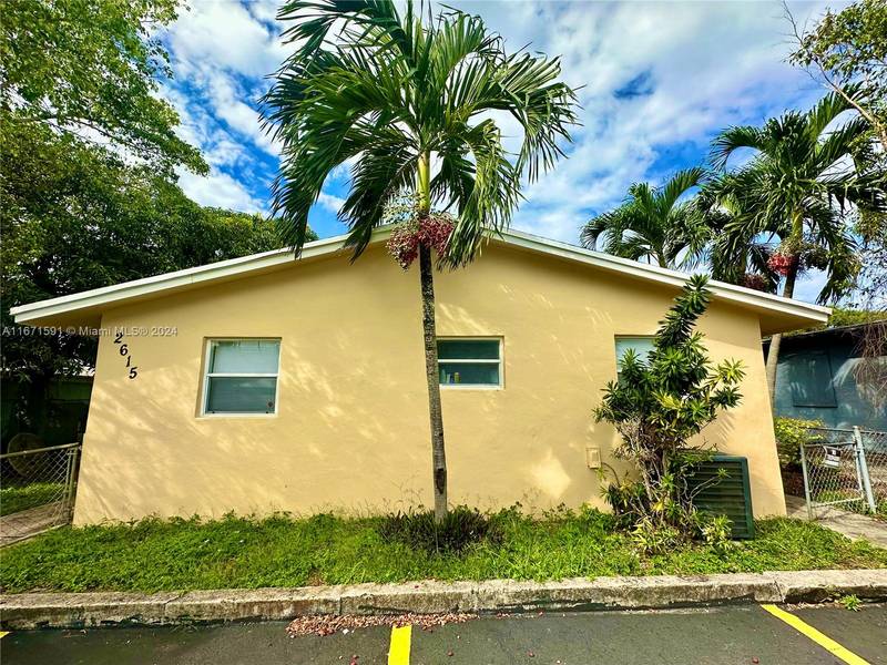 2615 NW 13th Ct, Fort Lauderdale, FL 33311